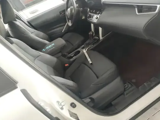Toyota FRONTLANDER 2023 (14300 км)