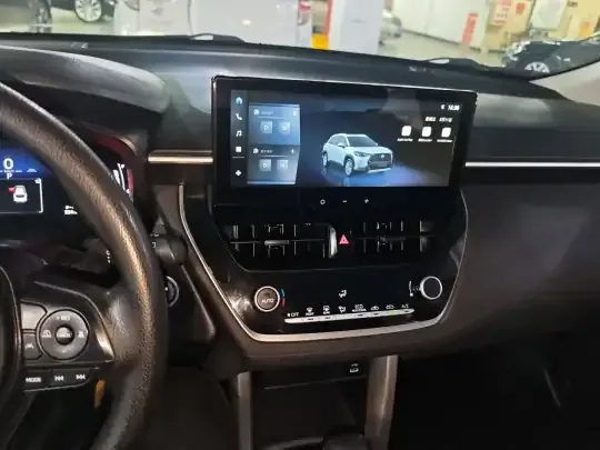 Toyota Corolla Cross 2023 (25200 км)