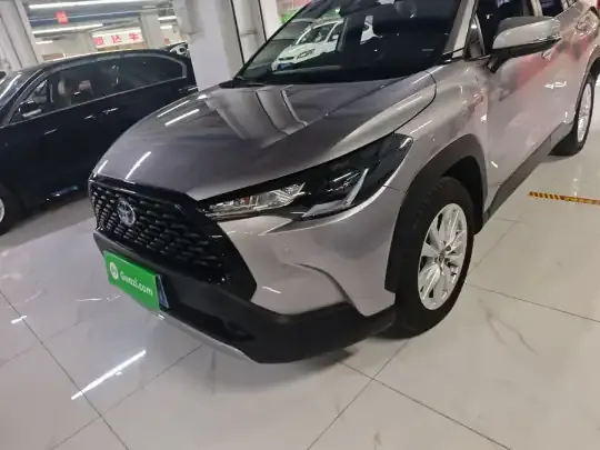 Toyota Corolla Cross 2023 (25200 км)