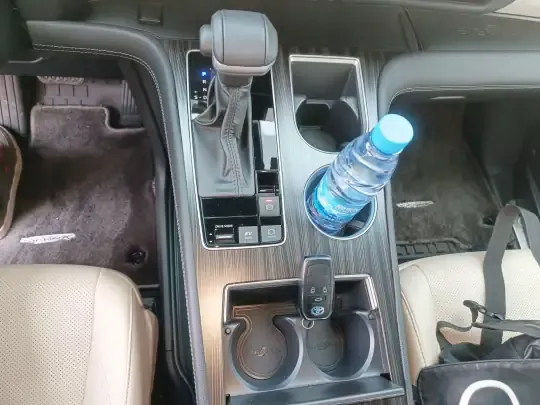 Toyota Sienna 2023 (26300 км)
