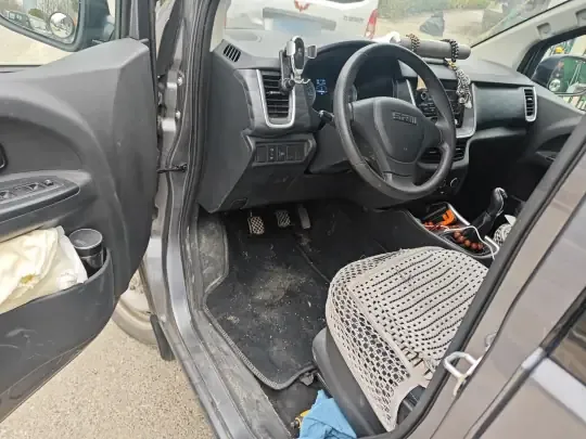 Jinbei Gold Hiace 2023 (21300 км)