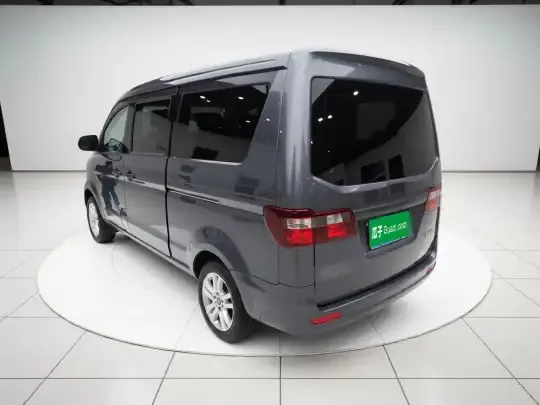 Jinbei Gold Hiace 2023 (21300 км)