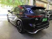 Toyota Crown Kluger 2023 (49800 км)