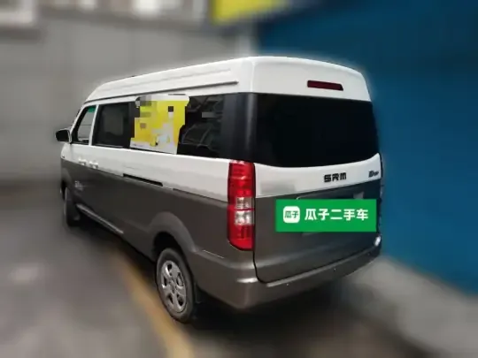 Jinbei New Hiace X30L CNG 2023 (26100 км)