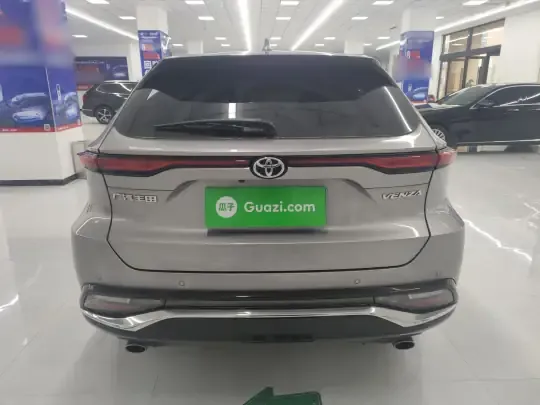 Toyota Venza 2023 (10800 км)
