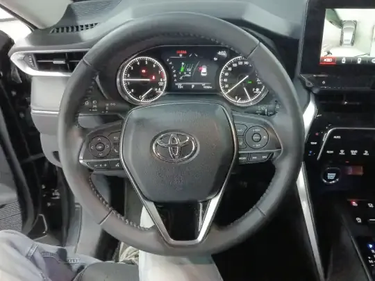 Toyota Venza 2023 (14100 км)
