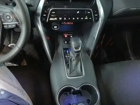 Toyota Venza 2023 (14100 км)