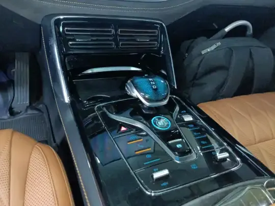 BYD Tang New Energy 2023 (64400 км)