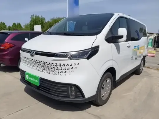 SAIC MAXUS Xintu V70 2023 (3200 км)