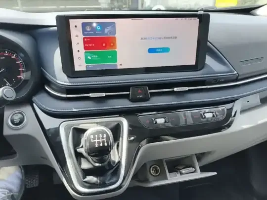 SAIC MAXUS Xintu V70 2023 (3200 км)