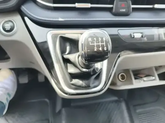 SAIC MAXUS Xintu V70 2023 (3200 км)