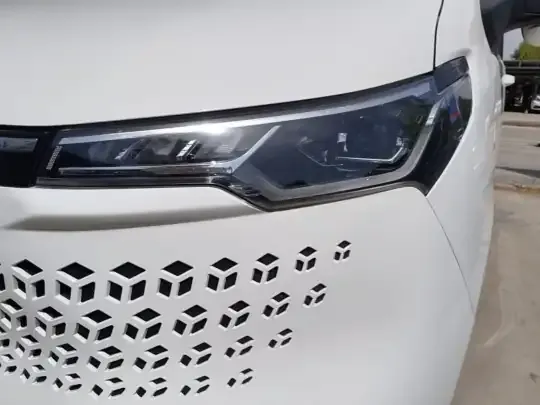 SAIC MAXUS Xintu V70 2023 (3200 км)