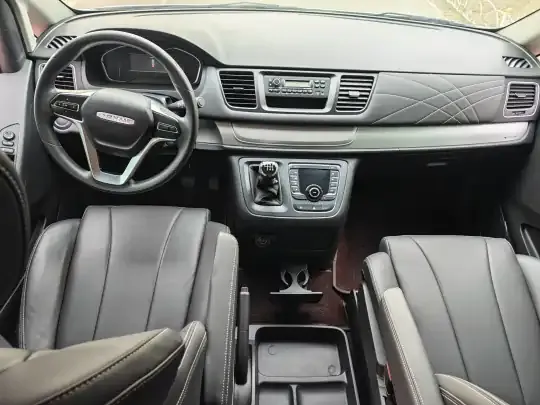 SAIC MAXUS G10 2023 (12100 км)