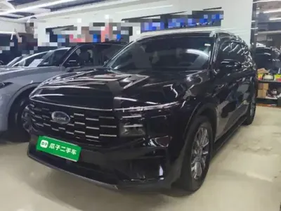 Ford Edge 2023 (32800 км)