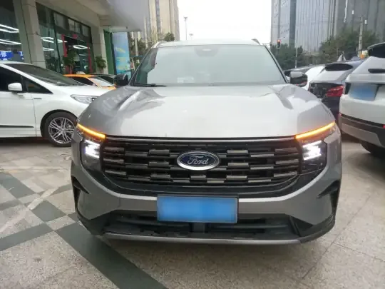 Ford Edge 2023 (25600 км)