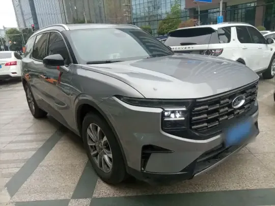 Ford Edge 2023 (25600 км)