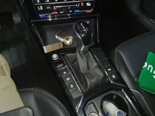 Volkswagen Passat 2023 (51700 км)