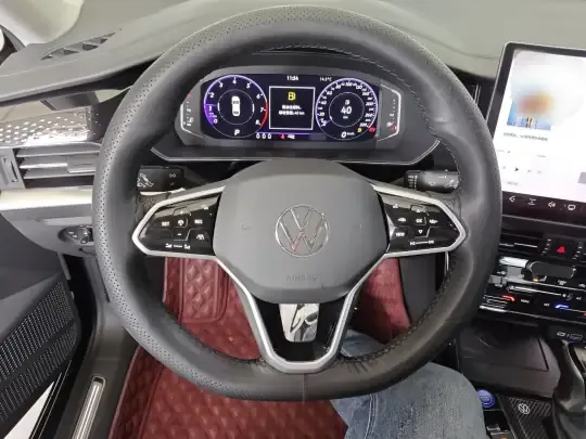 Volkswagen Passat 2023 (48500 км)