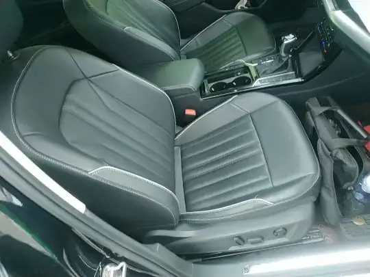 Volkswagen Passat 2023 (71900 км)