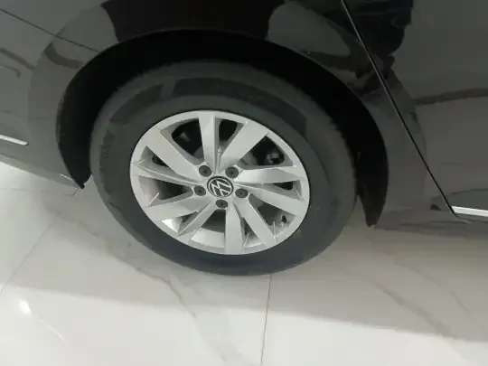 Volkswagen Passat 2023 (94800 км)