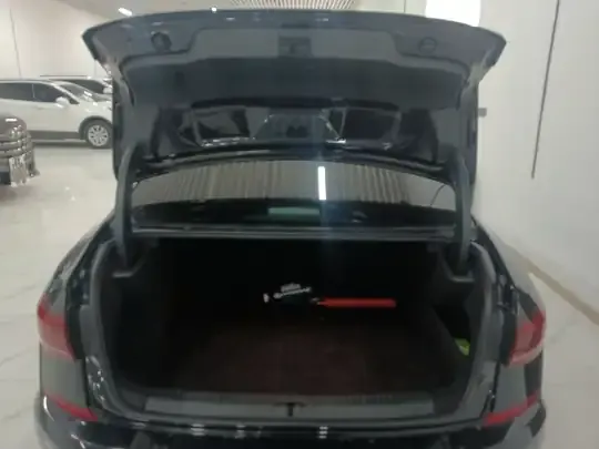Volkswagen Passat 2023 (94800 км)