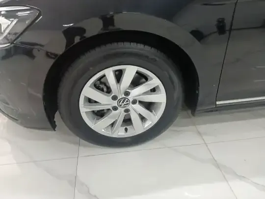 Volkswagen Passat 2023 (94800 км)