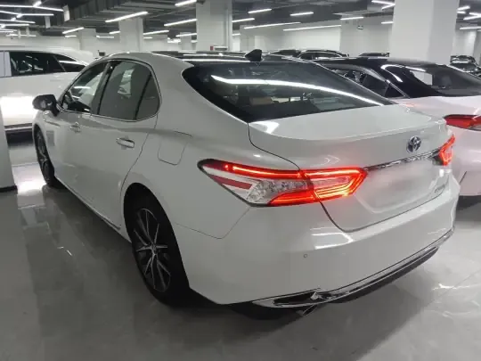 Toyota Camry 2023 (4100 км)