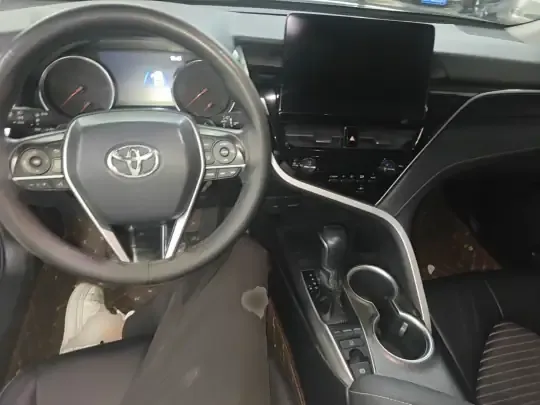 Toyota Camry 2023 (43500 км)