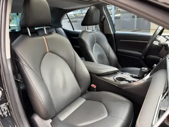 Toyota Camry 2023 (65800 км)