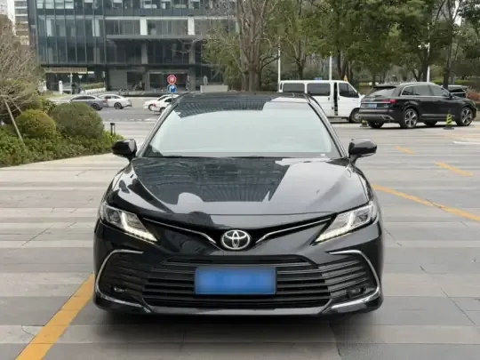 Toyota Camry 2023 (65800 км)