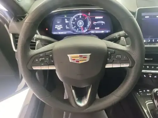 Cadillac CT5 2023 (26400 км)