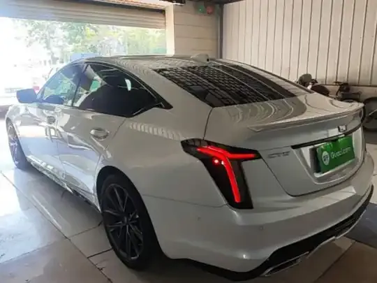 Cadillac CT5 2023 (26400 км)