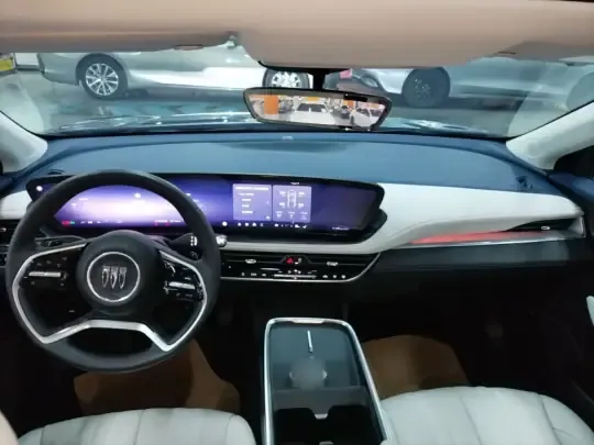 Buick LaCrosse 2023 (11800 км)