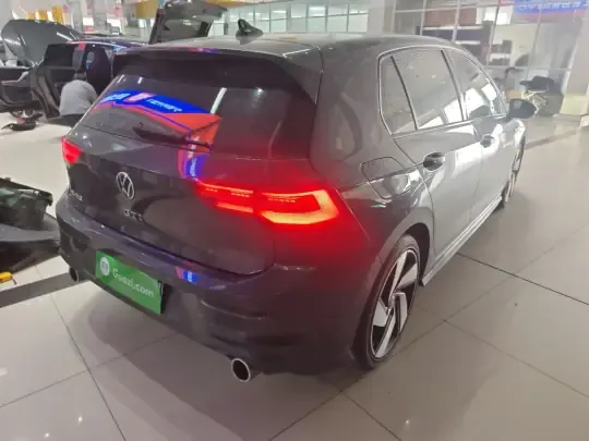 Volkswagen Golf GTI 2023 (18300 км)