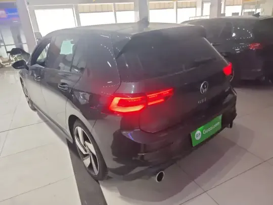 Volkswagen Golf GTI 2023 (18300 км)