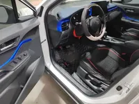 Toyota C-HR 2023 (23400 км)