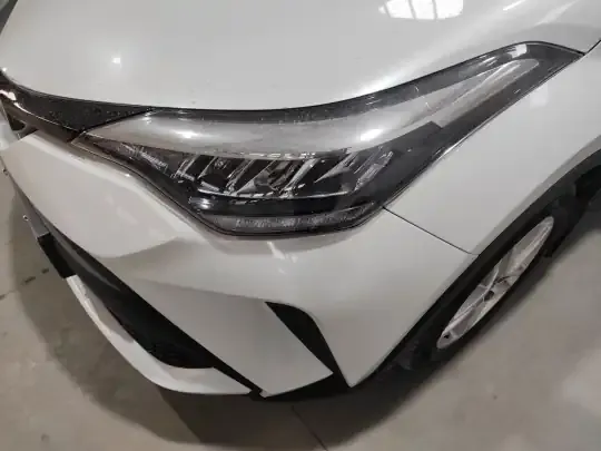 Toyota C-HR 2023 (23400 км)