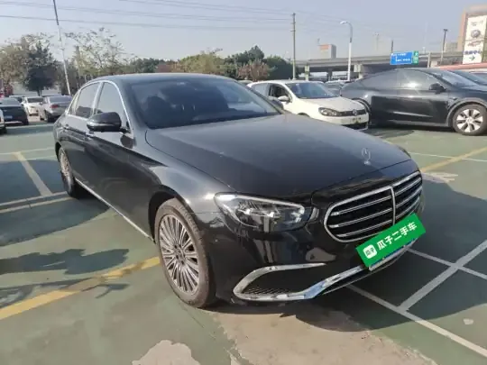Mercedes-Benz E-Class 2023 (31200 км)