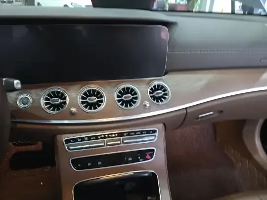 Mercedes-Benz E-Class 2023 (95100 км)