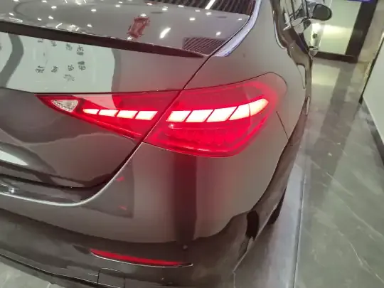 Mercedes-Benz C-Class 2023 (15800 км)