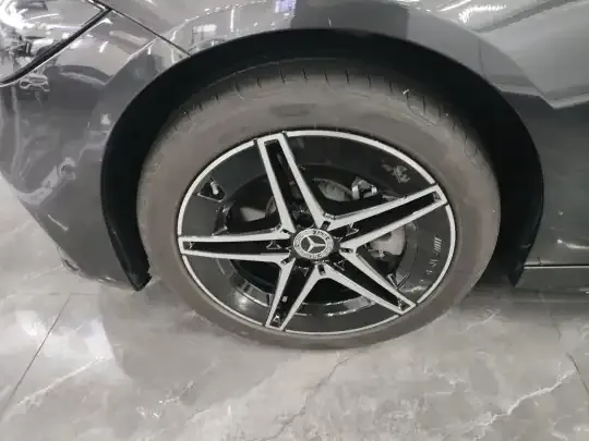 Mercedes-Benz C-Class 2023 (15800 км)