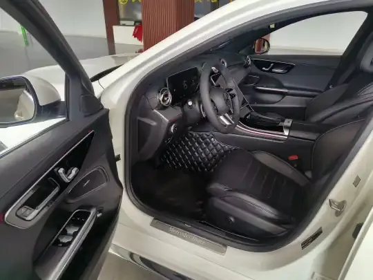 Mercedes-Benz C-Class 2023 (43000 км)