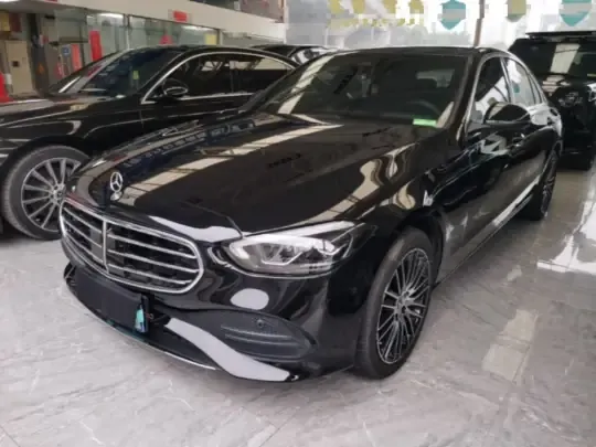 Mercedes-Benz C-Class 2023 (22200 км)