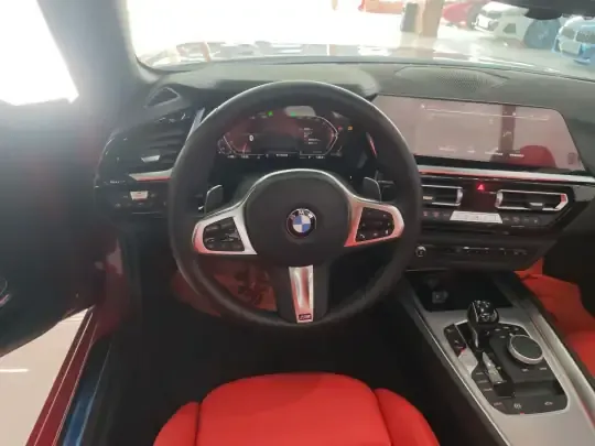 BMW Z4 2023 (28200 км)
