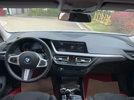 BMW 2 Series 2023 (56700 км)