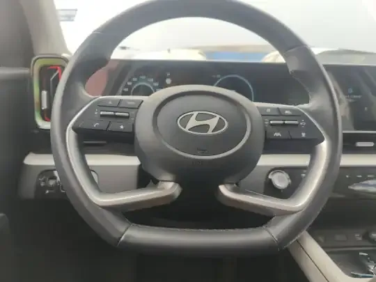 Hyundai ix35 2023 (2400 км)