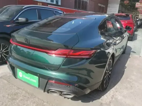 MG 7 2023 (18100 км)