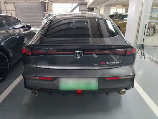 CHANGAN UNI-V iDD 2023 (33400 км)