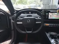 CHANGAN UNI-V 2023 (15900 км)