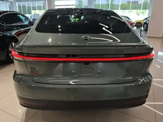 Nio ET7 2023 (29900 км)